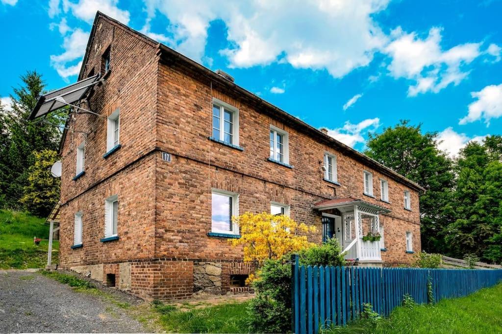 Szewska Pasja Agroturystyka Wiejska Leśna Extérieur photo